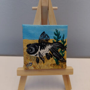 Black and white goldfish