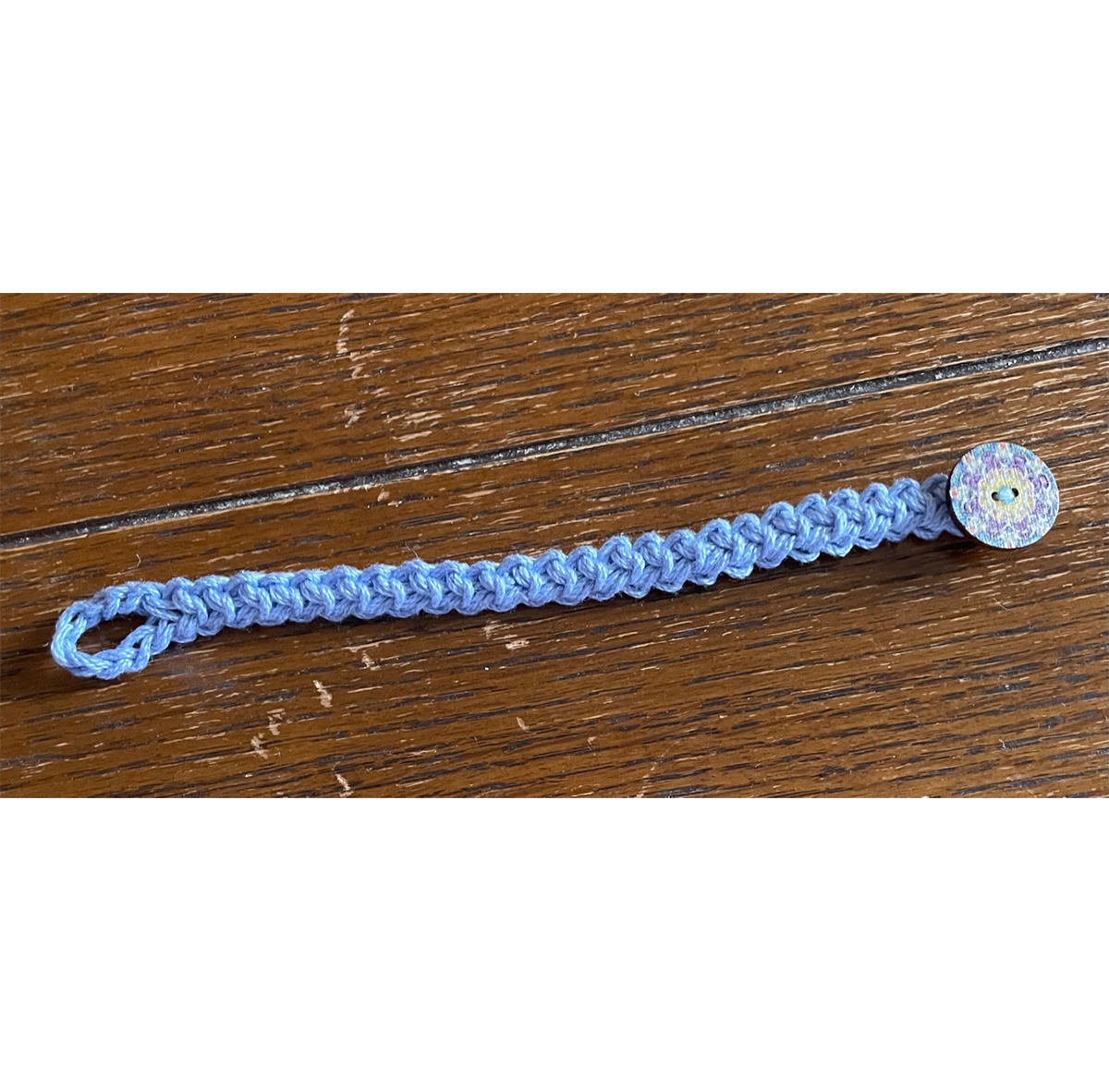 Simple Crochet Bracelet - Tutorial | Girlybunches - YouTube