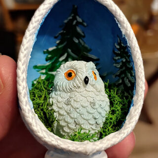Snowy Owl Eggshell Diorama
