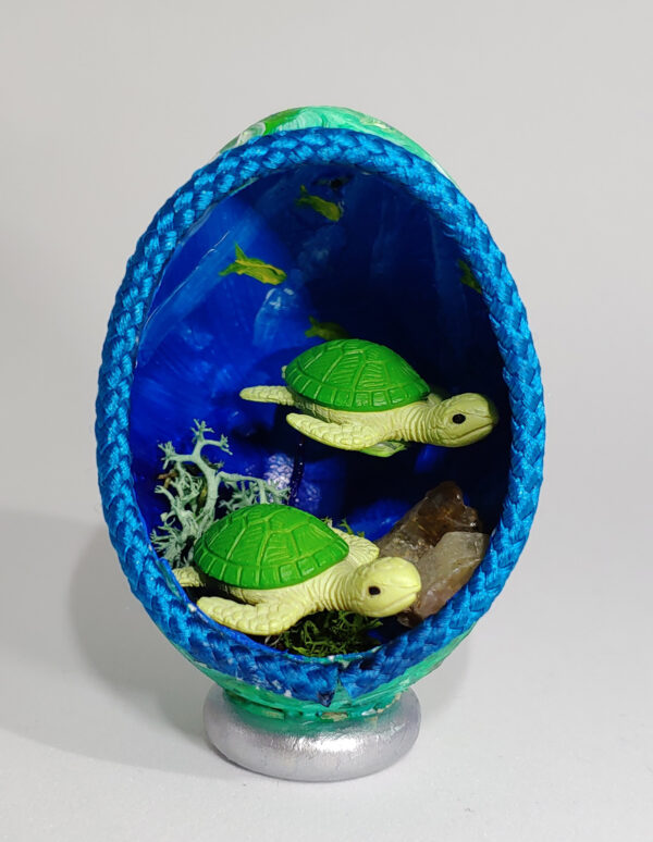 Sea Turtle Eggshell Diorama #11