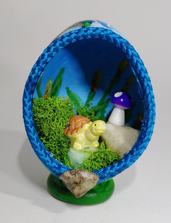 Little Brown Turtle Eggshell Diorama