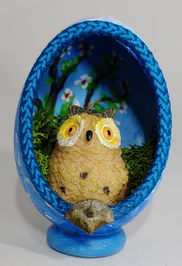 Tan Owl Eggshell Diorama