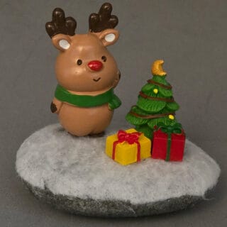 Reindeer and Tree Christmas Diorama